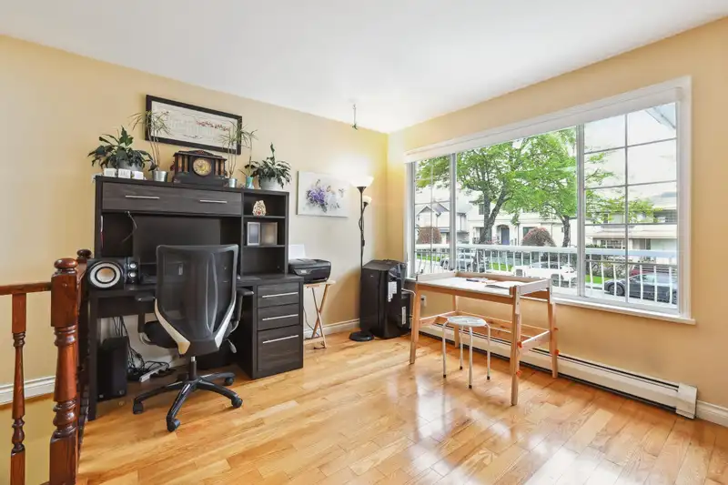 3778 NITHSDALE STREET - photo 4 of 30