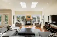 889 COWAN POINT DRIVE - thumbnail 5