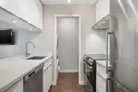 202 555 W 14TH AVENUE - thumbnail 12