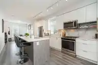 22 9718 161A STREET - thumbnail 1