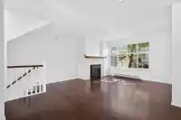 34 2450 HAWTHORNE AVENUE - thumbnail 5