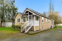 23038 FRASER HIGHWAY - thumbnail 1