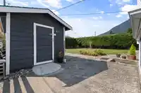 630 THACKER AVENUE - thumbnail 32