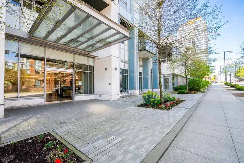 3105 13398 104 AVENUE - photo 3 of 26