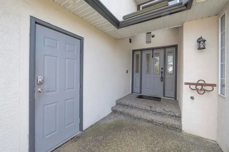 35408 LETHBRIDGE DRIVE - photo 3 of 40