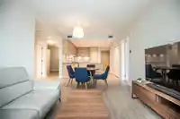 402 9233 ODLIN ROAD - thumbnail 13