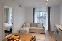 306 10448 UNIVERSITY DRIVE - thumbnail 3