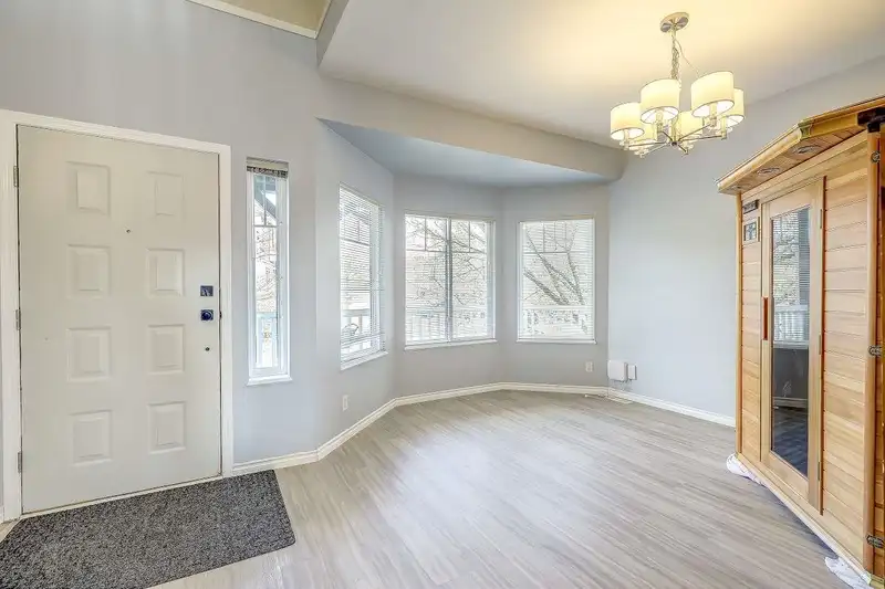 20526 66A AVENUE - photo 2 of 40