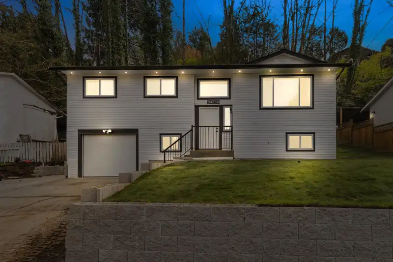 34630 IMMEL STREET - photo 2 of 19