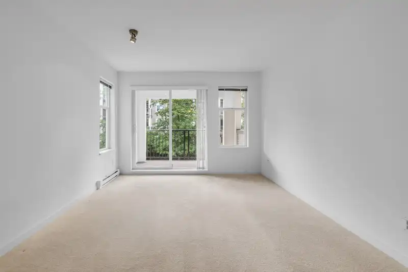 310 4868 BRENTWOOD DRIVE - photo 4 of 35