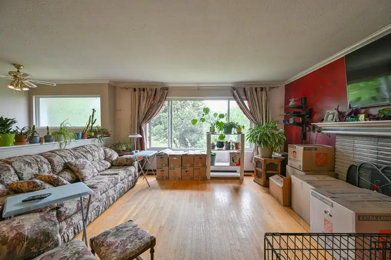 8532 BROOKE ROAD - photo 3 of 27