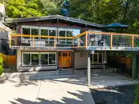 884 WELLINGTON DRIVE - thumbnail 2