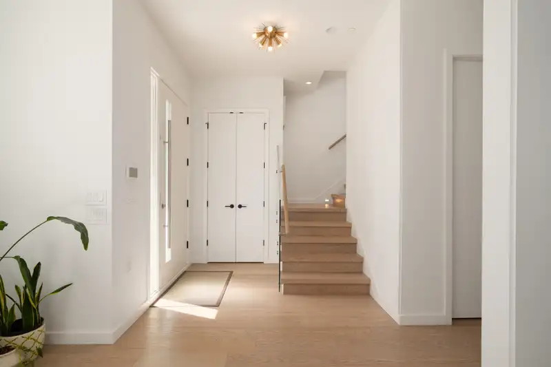 5325 CHESTER STREET - photo 4 of 40
