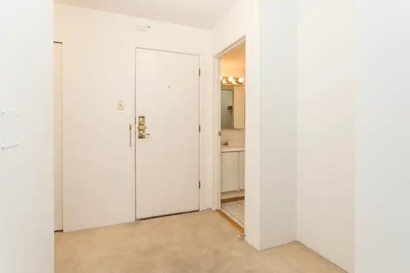 322 8460 ACKROYD ROAD - photo 3 of 23