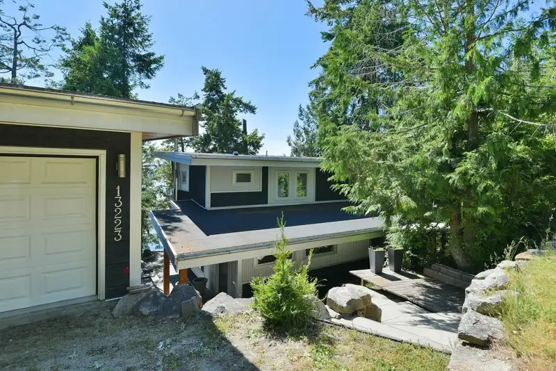 13223 POOL ROAD - photo 3 of 37