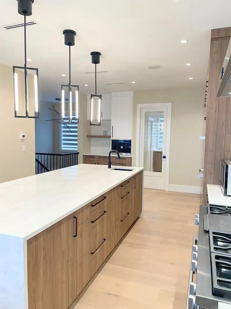 7158 BAYVIEW DRIVE - photo 3 of 31