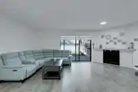 252 9452 PRINCE CHARLES BOULEVARD - thumbnail 4