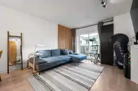 225 3888 NORFOLK STREET - thumbnail 2