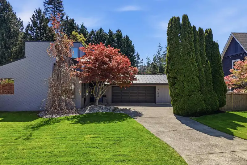 5098 2 AVENUE - photo 3 of 40