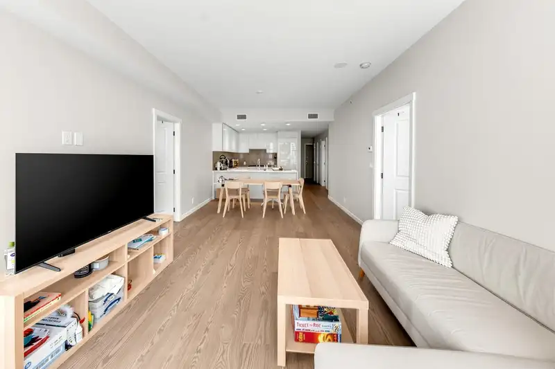408 3533 ROSS DRIVE - photo 4 of 16