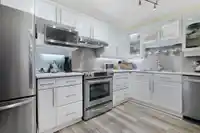 306 20217 MICHAUD CRESCENT - thumbnail 2