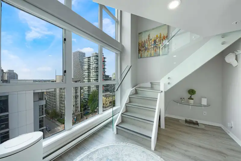 801 1238 SEYMOUR STREET - photo 1 of 19