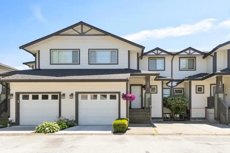 137 20820 87 AVENUE - photo 1 of 30