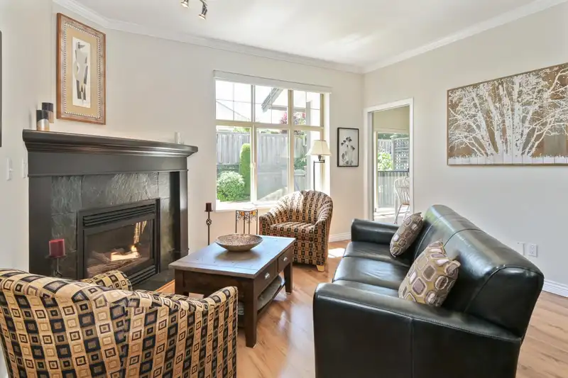 137 20820 87 AVENUE - photo 4 of 30