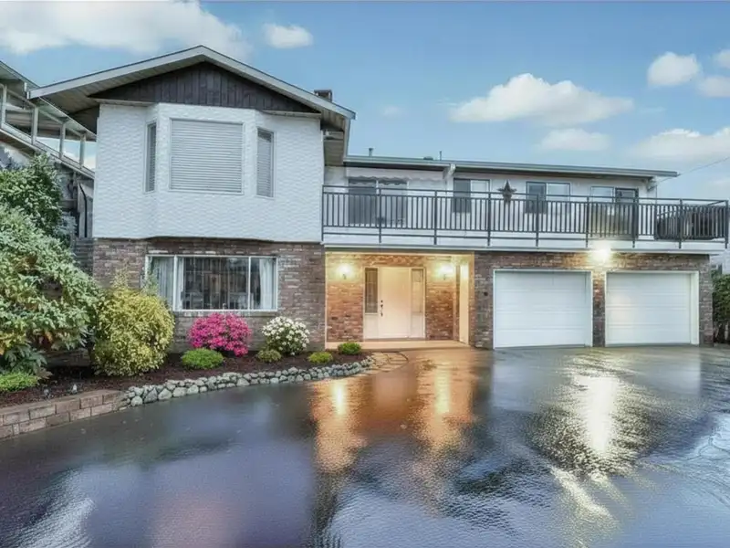 13630 114 AVENUE - photo 1 of 3