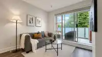 403 3811 HASTINGS STREET - thumbnail 1