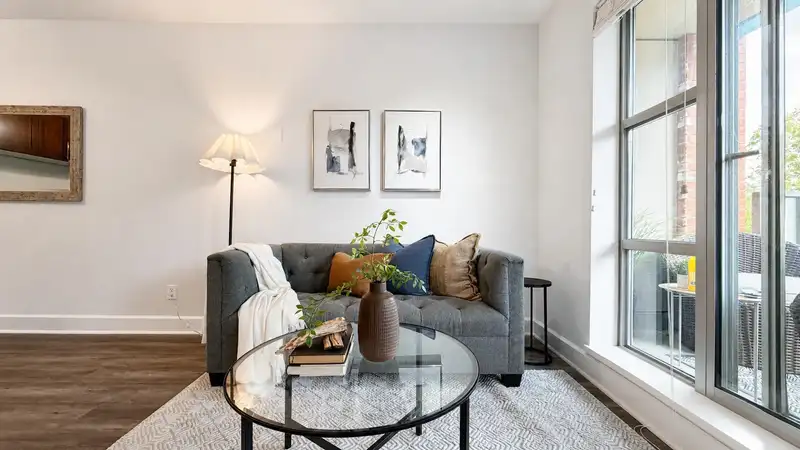 403 3811 HASTINGS STREET - photo 3 of 20