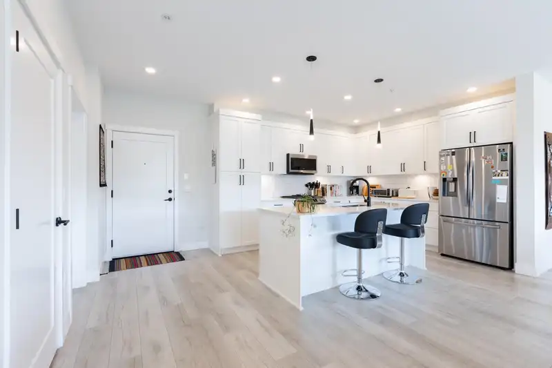 502 22638 119 AVENUE - photo 4 of 40