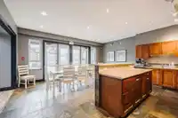68 6747 203 STREET - thumbnail 37