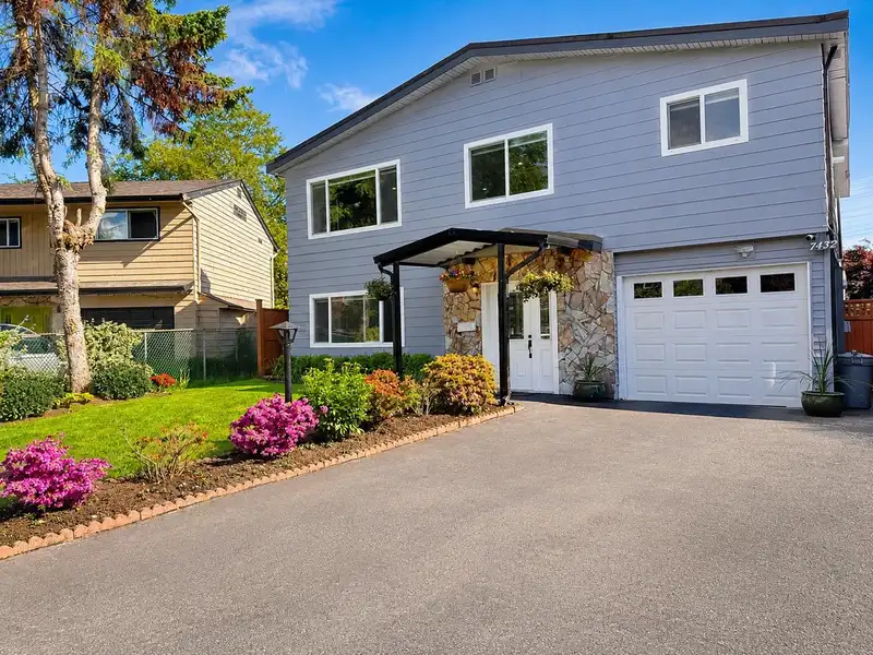 7432 115A STREET - photo 1 of 26