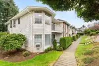 36 2938 TRAFALGAR STREET - thumbnail 1