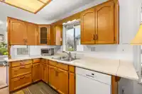 36 2938 TRAFALGAR STREET - thumbnail 16