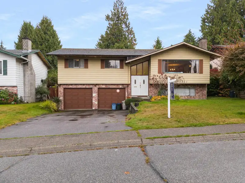 11848 CARIBOU ROAD - photo 1 of 36
