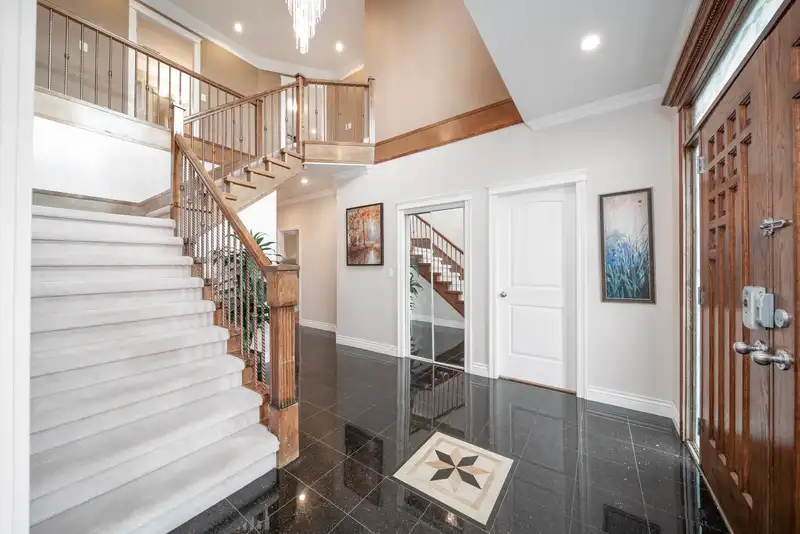 6391 NEVILLE STREET - photo 4 of 40