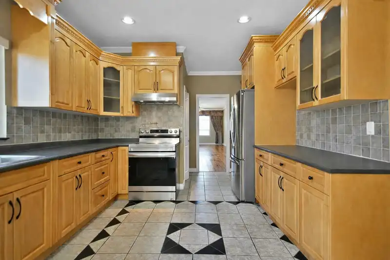 21008 BARKER AVENUE - photo 1 of 36
