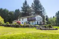 162 210 STREET - thumbnail 1