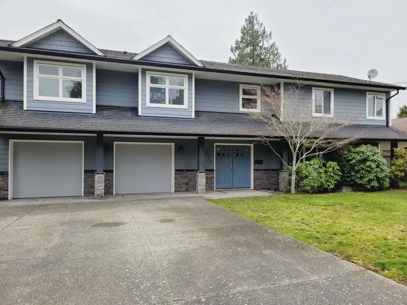 971 51A STREET - photo 2 of 40