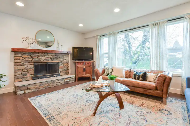 10008 DUBLIN DRIVE - photo 4 of 31