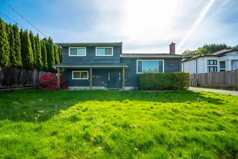 9891 PINEWELL CRESCENT - photo 1 of 13