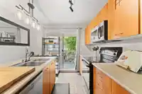 154 20033 70 AVENUE - thumbnail 8