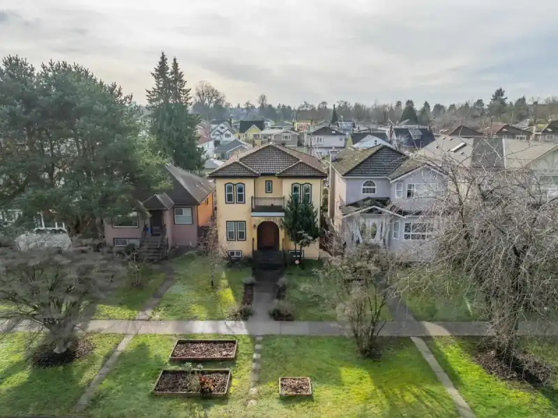 2638 CHARLES STREET - photo 1 of 32