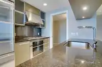 3105 833 SEYMOUR STREET - thumbnail 2