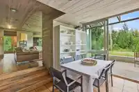460 SOUTHBOROUGH DRIVE - thumbnail 17