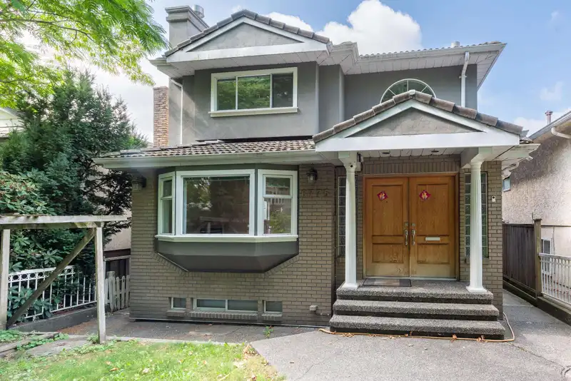 6775 CULLODEN STREET - photo 1 of 17