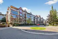 441 8288 207A STREET - thumbnail 33