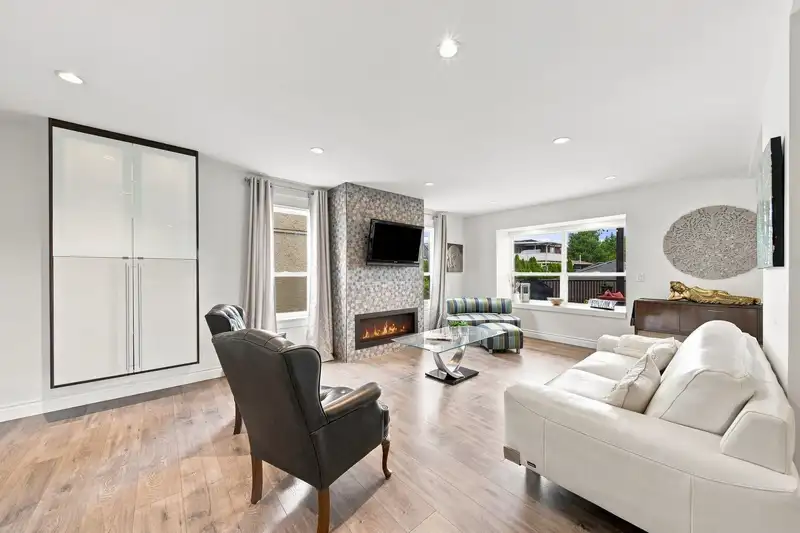 367 FENTON STREET - photo 2 of 40